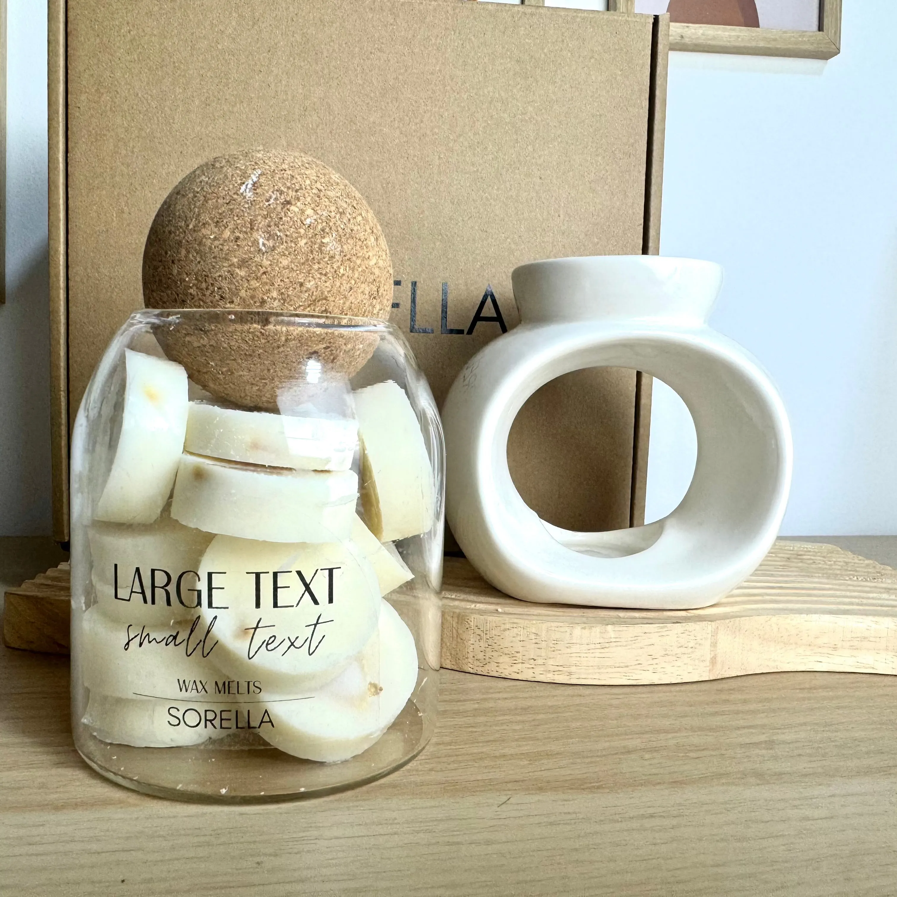 Pear & Freesia Wax Melt Jar