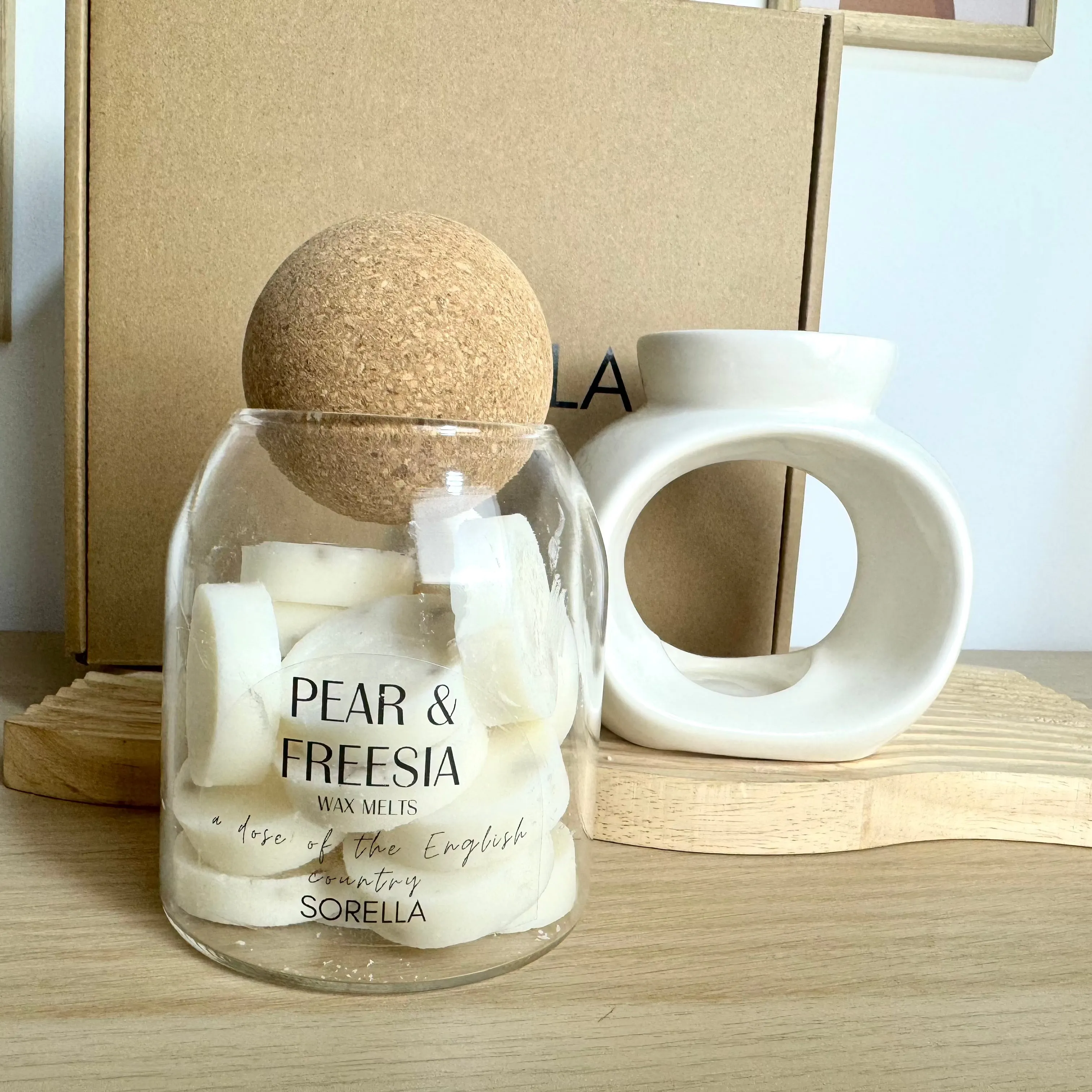 Pear & Freesia Wax Melt Jar